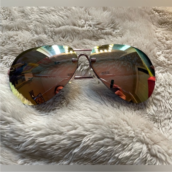 3 pairs of sunglasses Aerie by American eagle brand and Clair’s brand - Picture 9 of 9